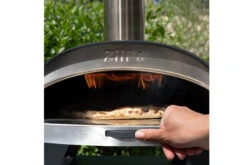 ZiiPa Pizza Oven Piana - Houtgestookt - Met Thermometer - Leisteen - Voor ø 30 Cm Pizza's - Roterende Pizzasteen 14 ZiiPa Pizza Oven Piana - Houtgestookt - Met Thermometer - Leisteen - Voor ø 30 Cm Pizza's - Roterende Pizzasteen -Goedkope Kook Pret Winkel 159601