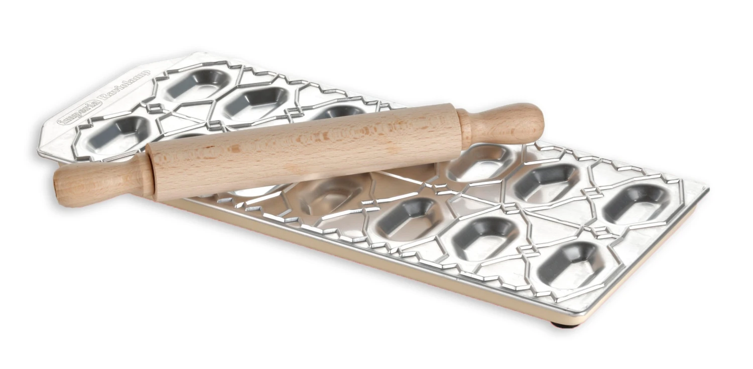 Imperia Ravioli Maker Met Deegroller 14 Vaks 3 Imperia Ravioli Maker Met Deegroller 14 Vaks