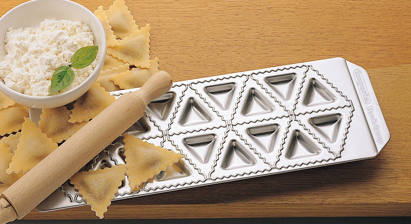 Imperia Ravioli Maker Met Deegroller 18 Vaks 4 Imperia Ravioli Maker Met Deegroller 18 Vaks - Afbeelding 2